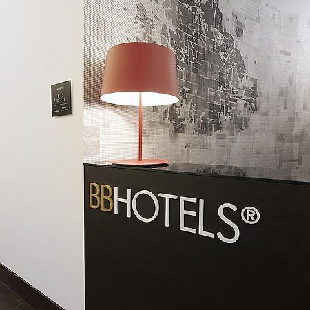 BB Hotels Aparthotel Desuite Milano Eksteriør billede