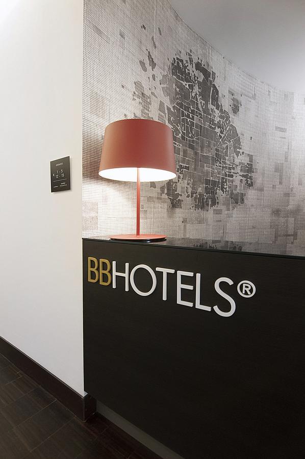 BB Hotels Aparthotel Desuite Milano Eksteriør billede